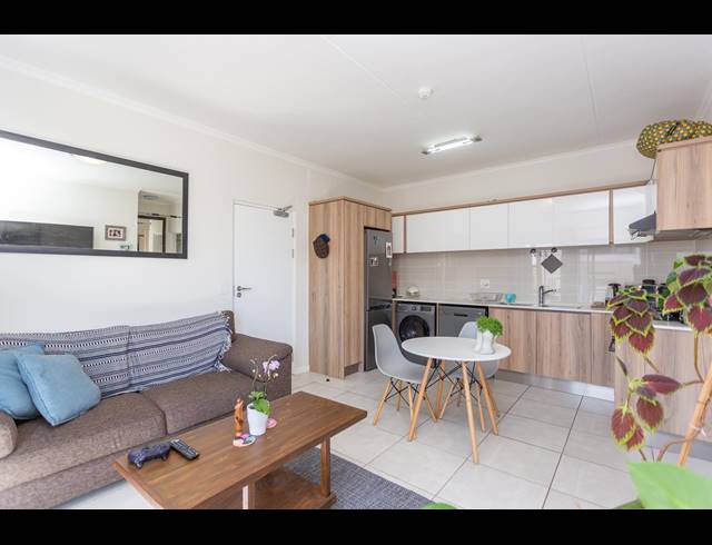 1 BEDROOM APARTMENT FOR SALE IN RICHWOOD